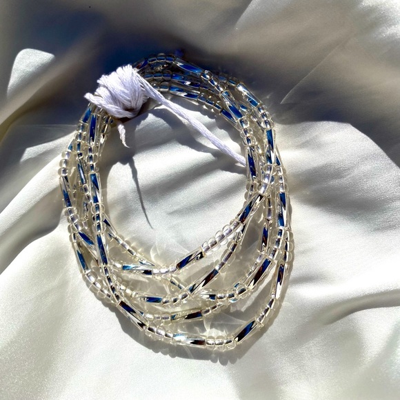 Authentic West African waist beads in the color clear. - Picture 1 of 2